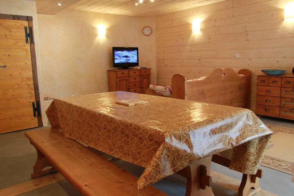 בונואל-סור-ארק Chalet A La Montagne 10 Places 4 Chambres מראה חיצוני תמונה